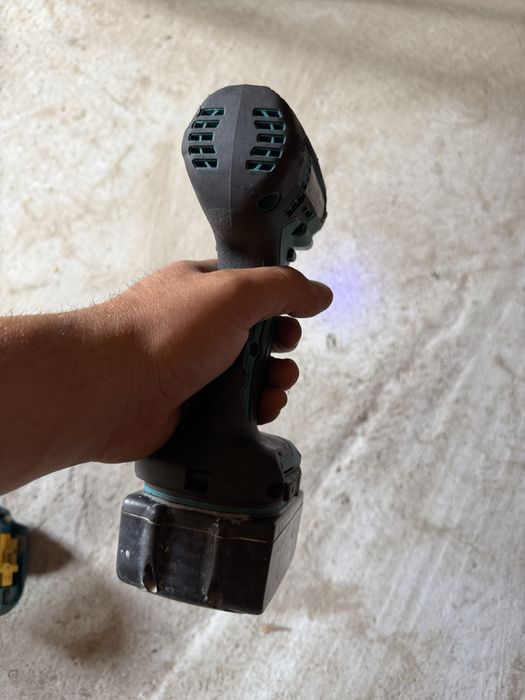 Makita DTD 156 импакт + 3Ah батерия