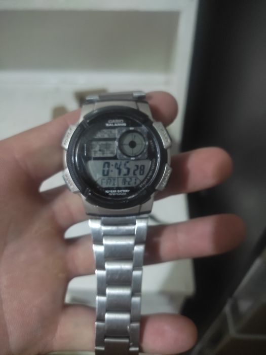 Продам часы в хорошем состоянии