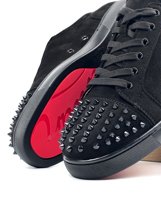 Обувки Christian Louboutin (4 модела)