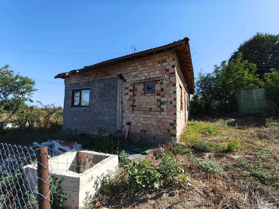 Едноетажна къща, кв. Бряг