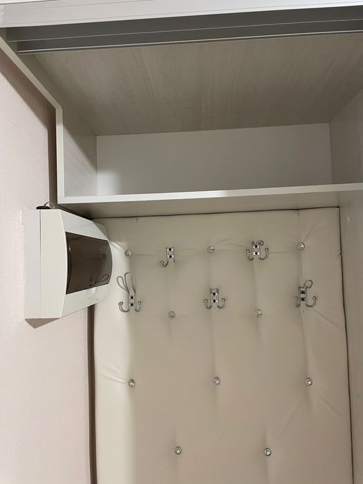 Шкаф для прихожей