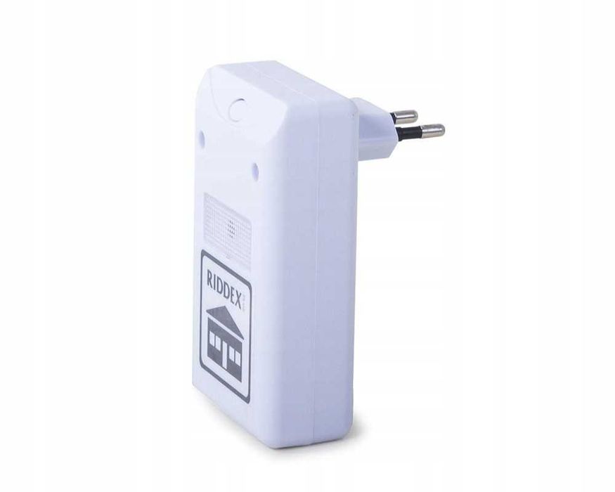 Aparat ultrasonic impotriva soarecilor sobolanilor si insectelor