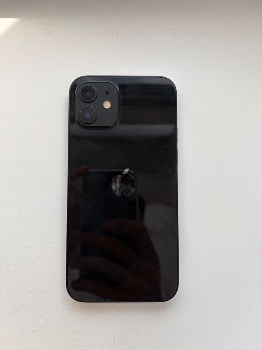 iPhone 12, 128 ГБ. 77%АКБ
