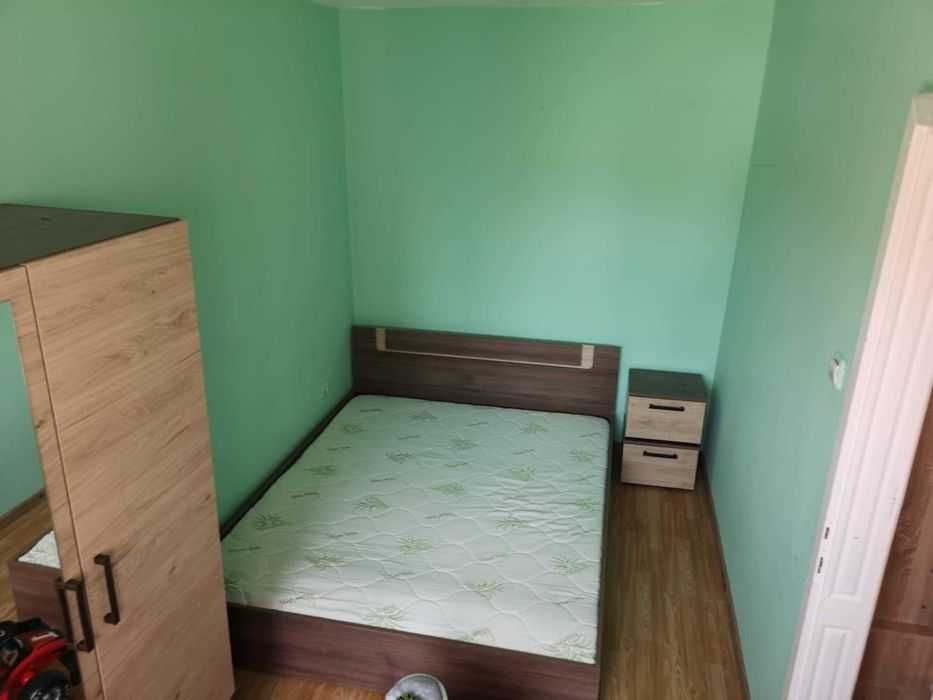 Apartament cu două camere de vânzare