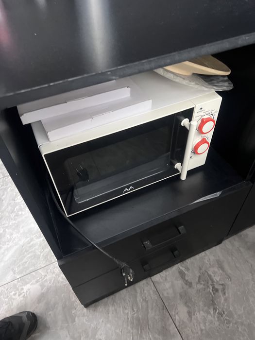 Микроволновка в отличном состоянии