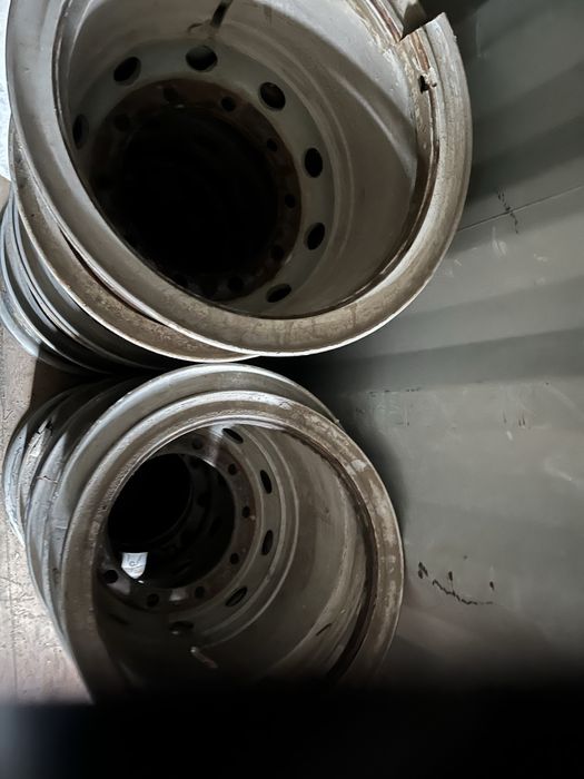 Продам диски на грузовик