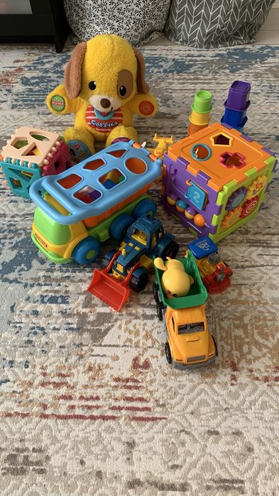 Детские развивающие игрушки.