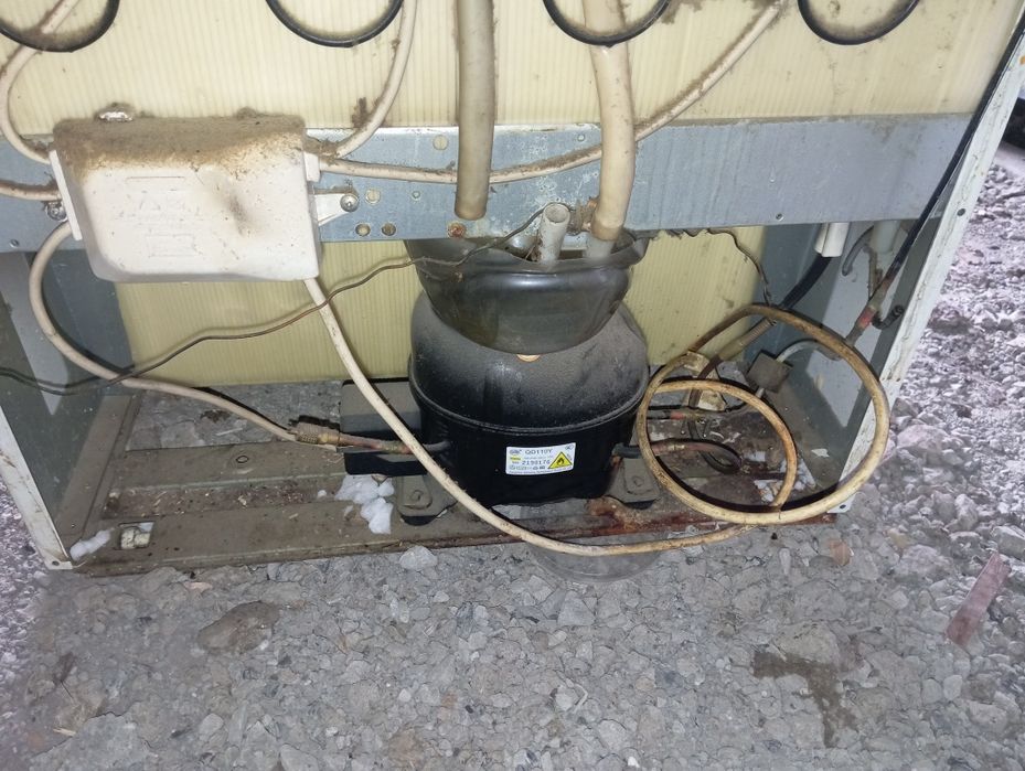 Продам холодильник