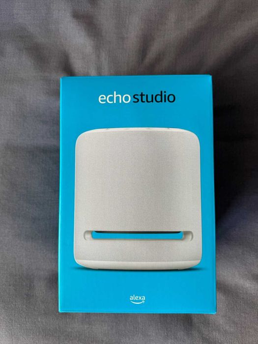 Boxa inteligenta Alexa Amazon Echo Studio, Alb
