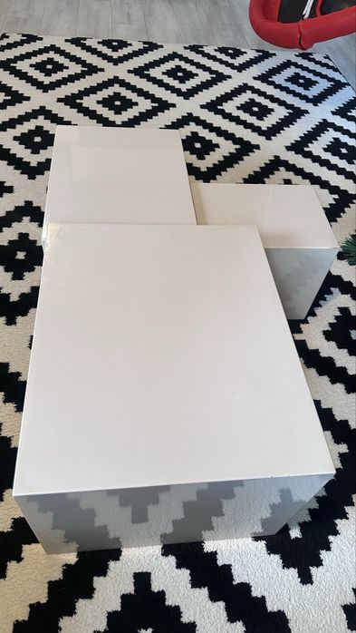 Vand masa modulara geometrica de living