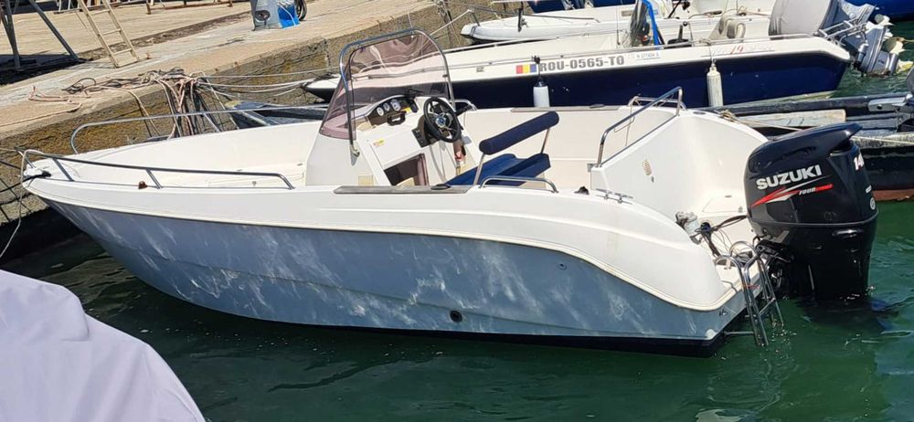 Barca,motor si peridoc