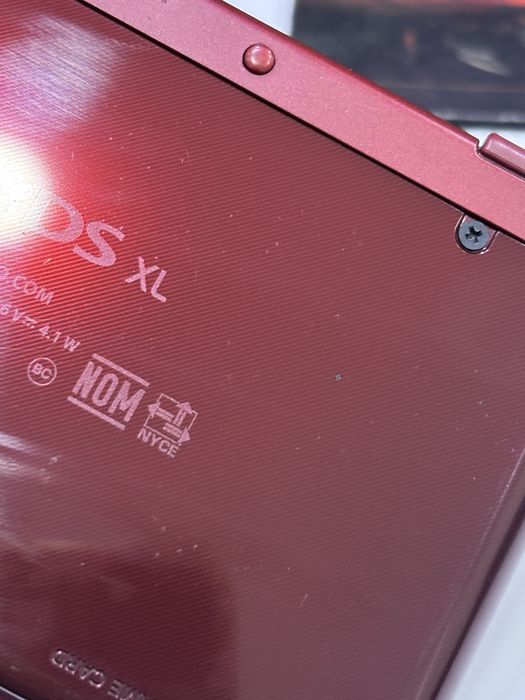 Продам срочно! Nintendo New 3ds Xl