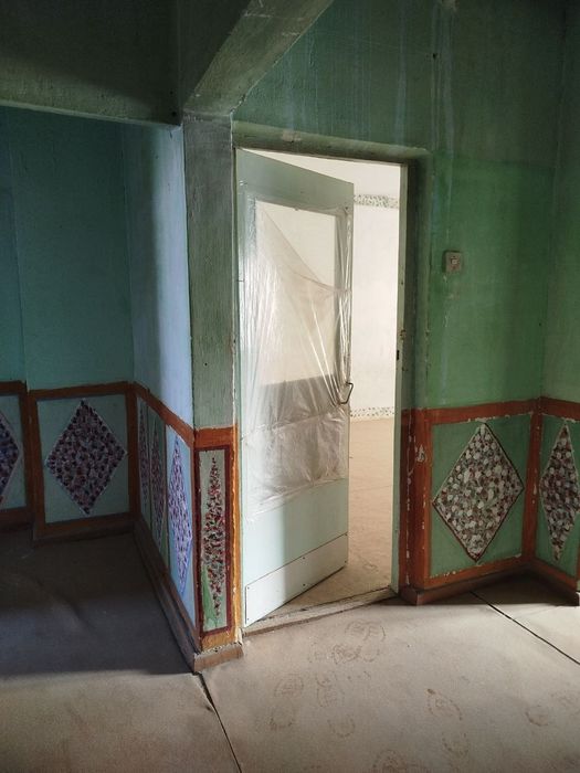 Срочно продаётся 4х ком квартира Бам