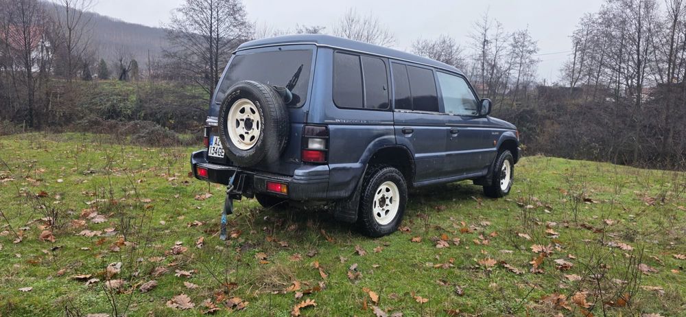 Mitsubishi  pajero mk2 d 4x4