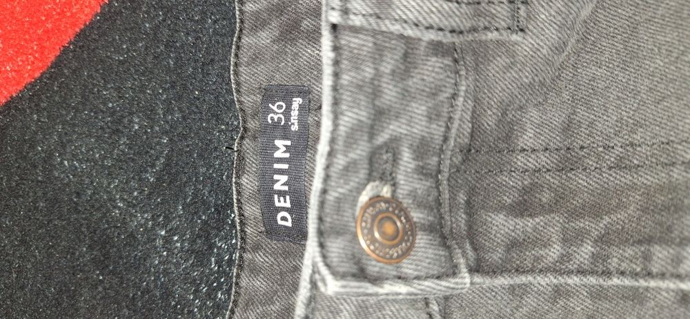 Fusta de dama material de blug