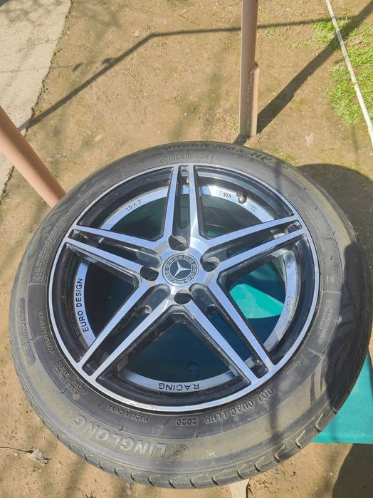 Продаю комплект R15 дисков с резиной