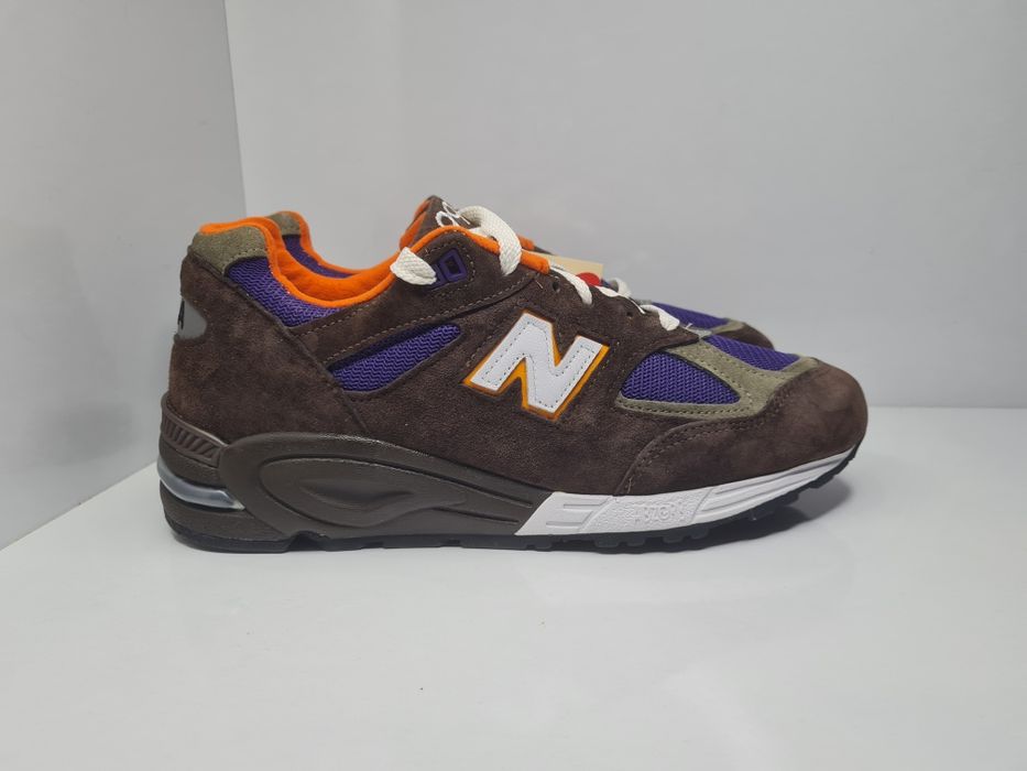 Маратонки New Balance 990v2 x Teddy Santis

Чисто нови с кутия.

Номер