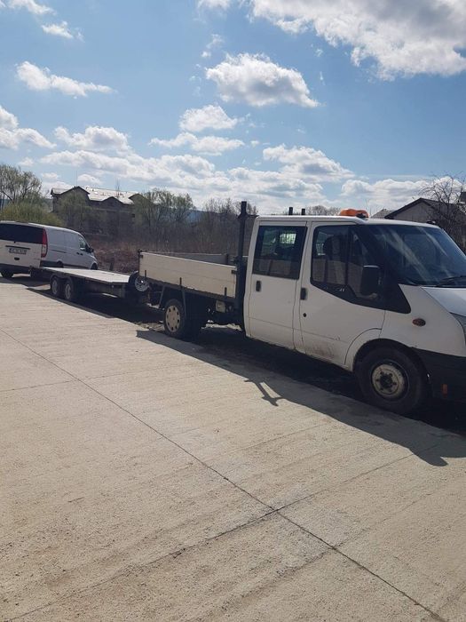 De inchiriat mini escavator 2,7 t de vânzare.