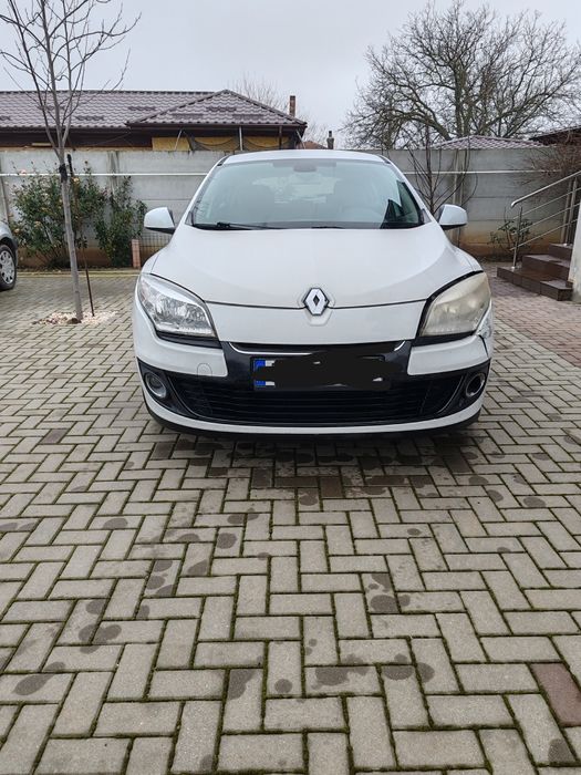 Renault Megane 2013 Avariat Foarte Usor 120000 km.