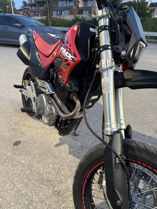 Honda fmx 650cc 2005 supermoto