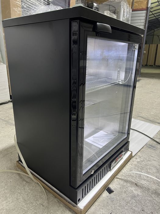Vitrina frigorifica minibar MOD150, 60x54x84 cm, LED, racire ventilata