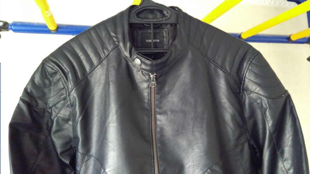 Куртка весенняя новая