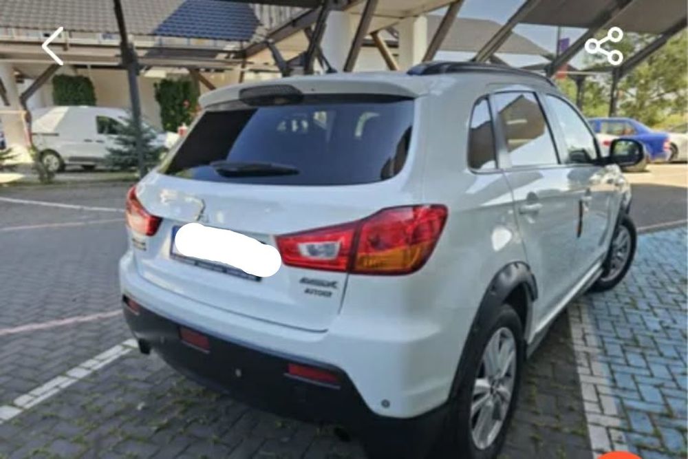 Vând Mitsubishi asx