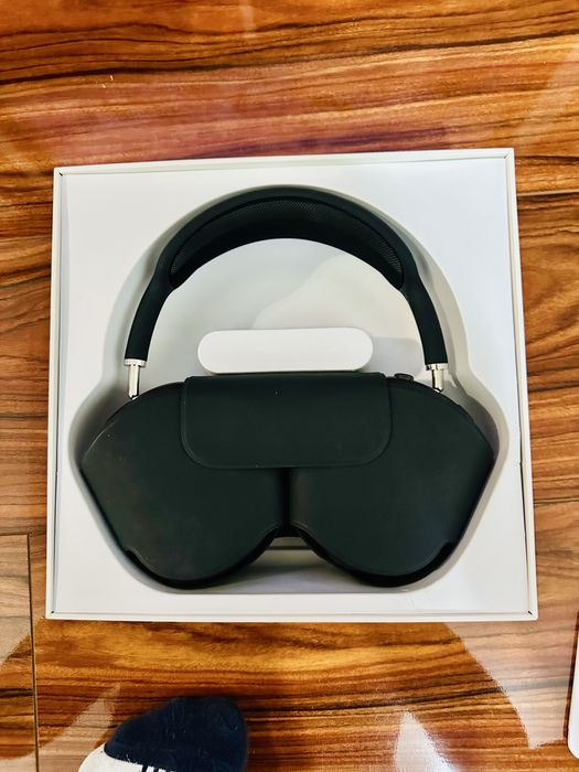 Apple AirPods Max