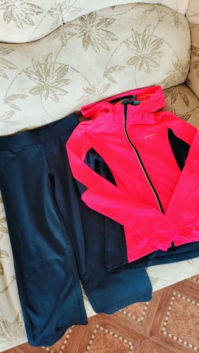 Спортивные костюмы для девочки