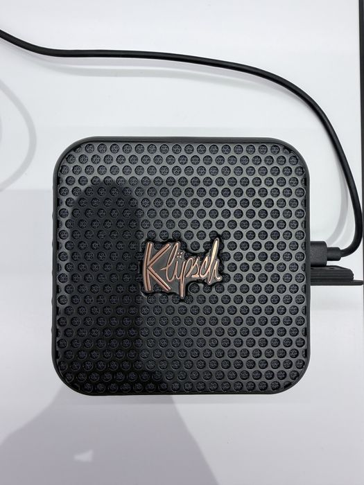 Klipsch портативная колонка