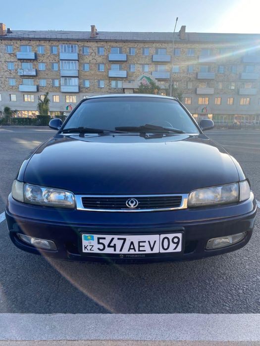 Mazda cronos 1995