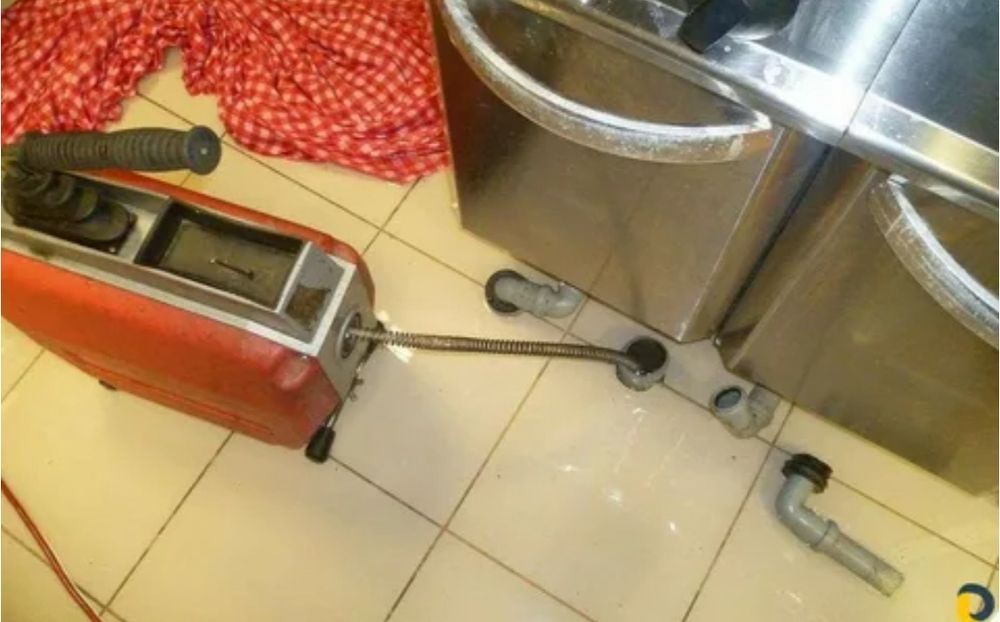 Сантехник ЗАСОР прочистка конализации Чистка труб на кухне Ташкент