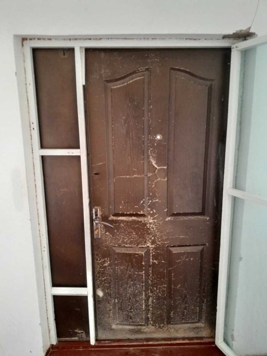 Железная дверь, наружняя