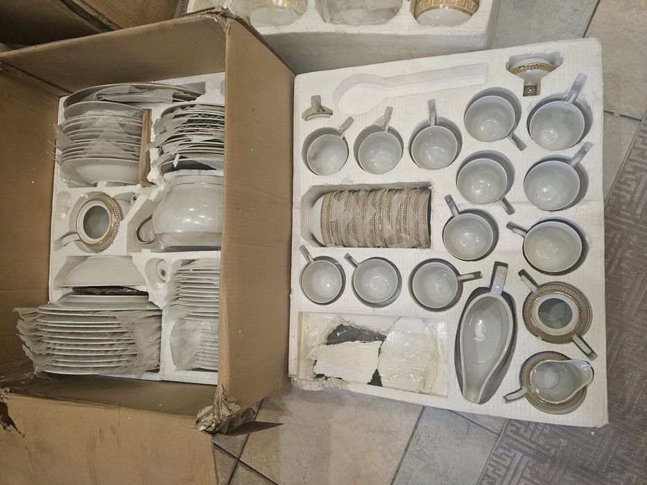 Столовый супер сервиз 65 000тг