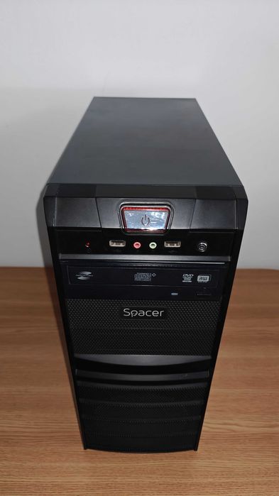 Vând PC Desktop Gaming