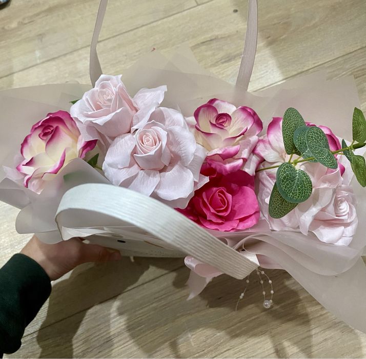 Продам букет цветов мыльные розы