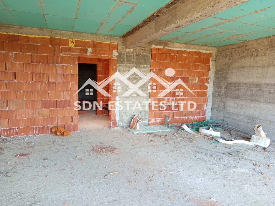 Продава се Къща в Казанлък - 268 кв.м за 857 €/кв.м - Снимка #6