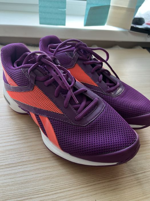 кроссовки Reebok