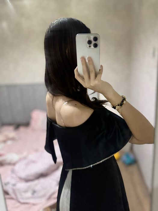 Вечернее платье черная