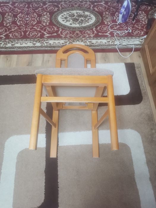 2 scaune lemn masiv noi