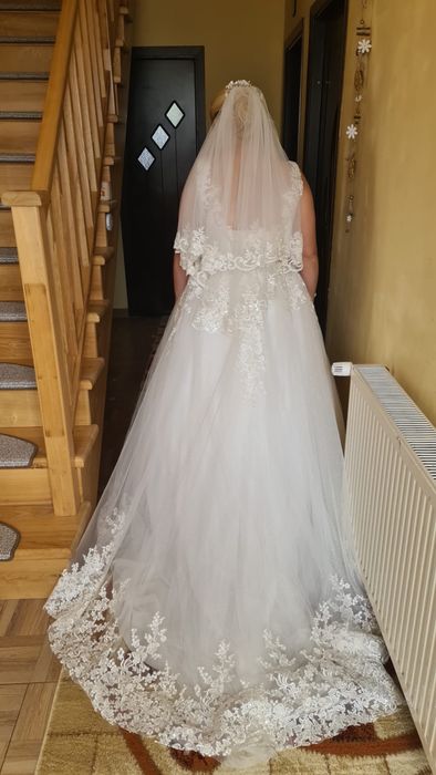 Vand rochie de mireasa