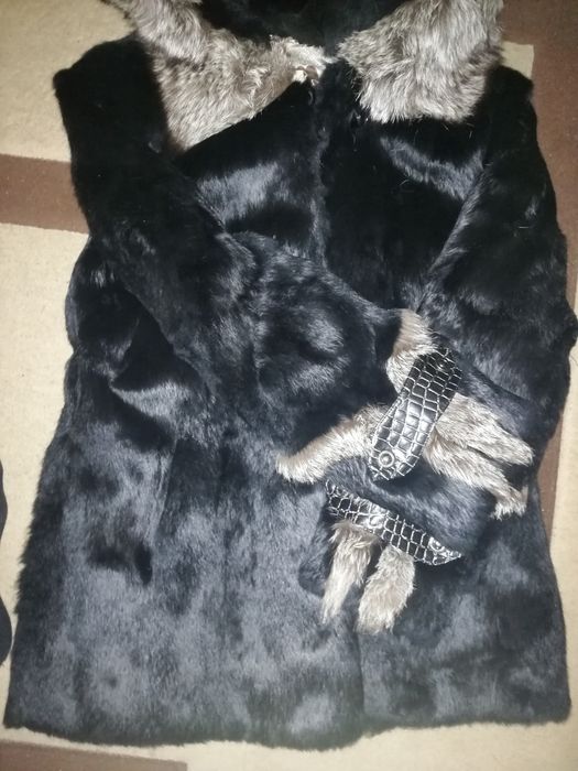 Продаю полушубок из меха кролика