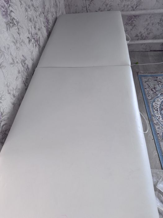 Продам кушетку в отличном состоянии