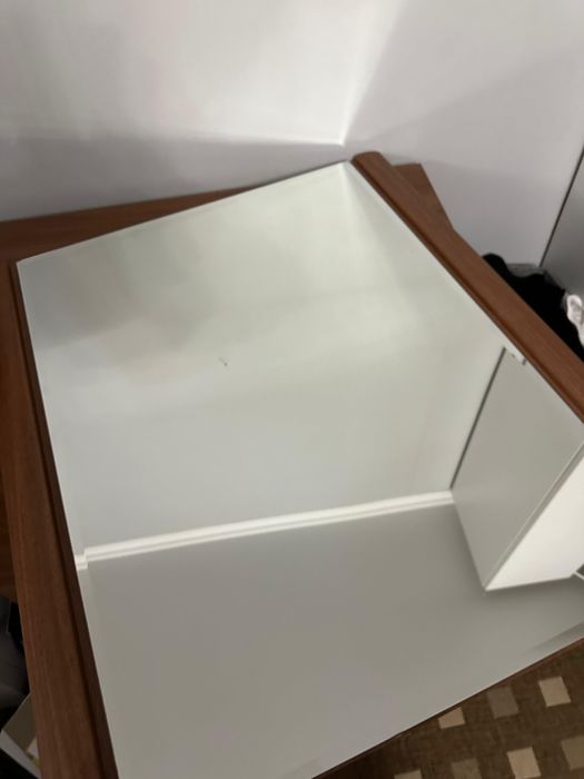 Продам КОМОД с зеркалом