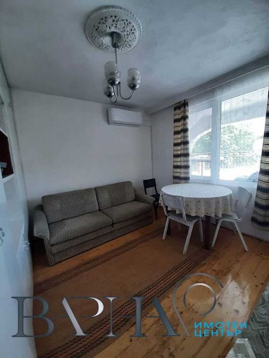 Тристаен апартамент под наем - Виница