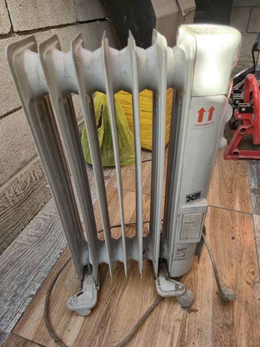 Продам  электрообогреватель.