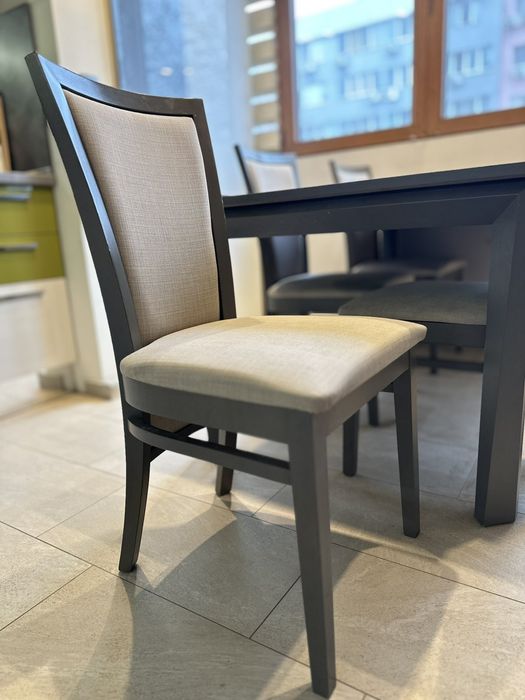 Маса и столове .Масив