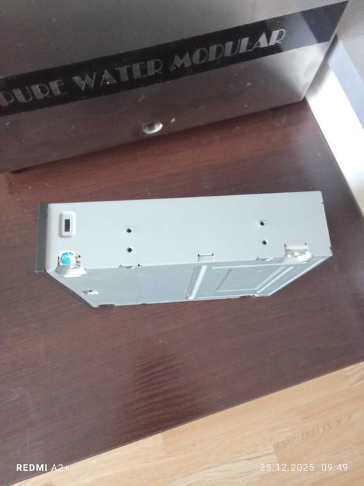 Продам дисковод срочно .