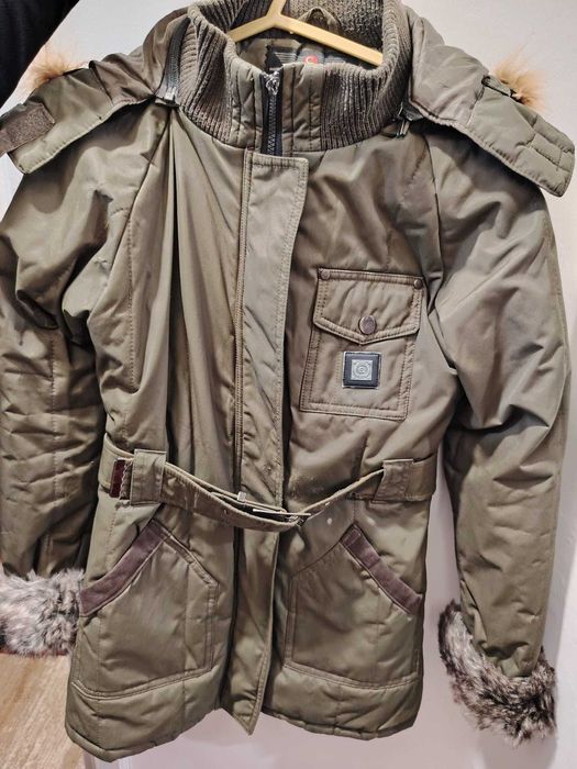 Geaca tip parka verde, cu blanita (dama)