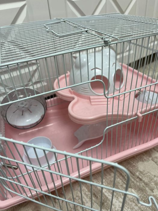 Клетка вместительная для хомяка